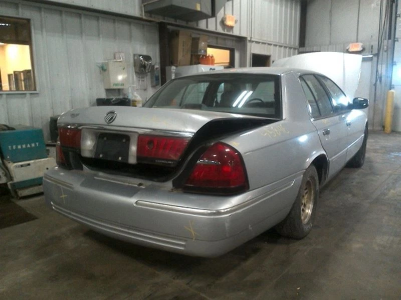 Radiator Fan Motor Fan Assembly Fits 98-00 CROWN VICTORIA 3718237 Foto 2 de 4