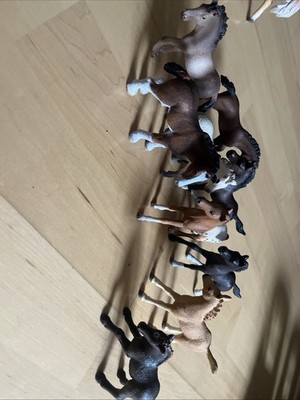 Schleich Pferde Fohlen 9 Stück Gebraucht Guter Zustand