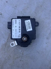 04 MERCEDES E500 BATTERY LOAD CONTROL MODULE