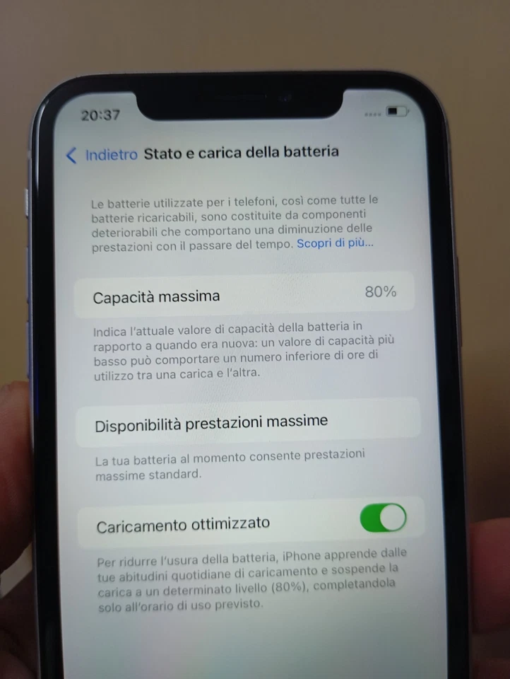 Apple iPhone XR - 128GB (Sbloccato) - Immagine 4 di 4