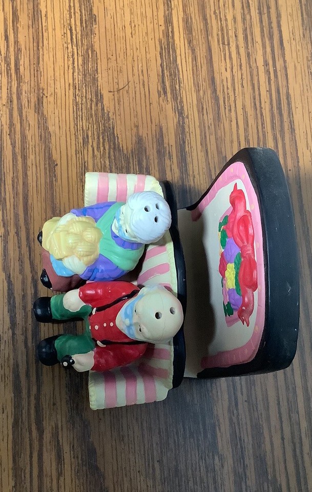 Grandpa And Grandma Salt And Pepper Shaker Napkin Holder Kitschy