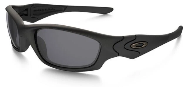 io着用モデル　同色同型oakley straight jacket black Oakley Straight Jacket (1996) Replacement Lenses by Revant Optics