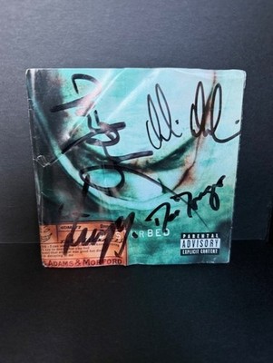 Disturbed   The Sickness (CD, 2000, Explicit) SIGNED by Band