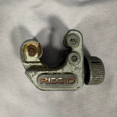 #ad Ridgid Model 101 Close Quarters Tubing Cutter 1 4 to 1 1 8 Inch 6mm to 28mm Gray $8.99