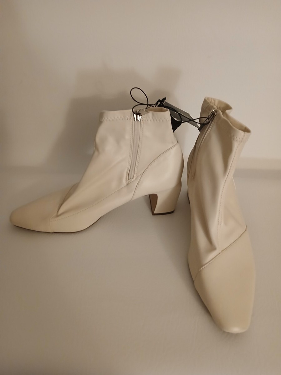 ivory dress boots REDTOP Cream Leather Snip Toe Floral Embroidered Wedding Classic Cowgirl and our Goodnight Sweetheart style is the queen of sexy statement footwear Stivali Awakening ankle boots in