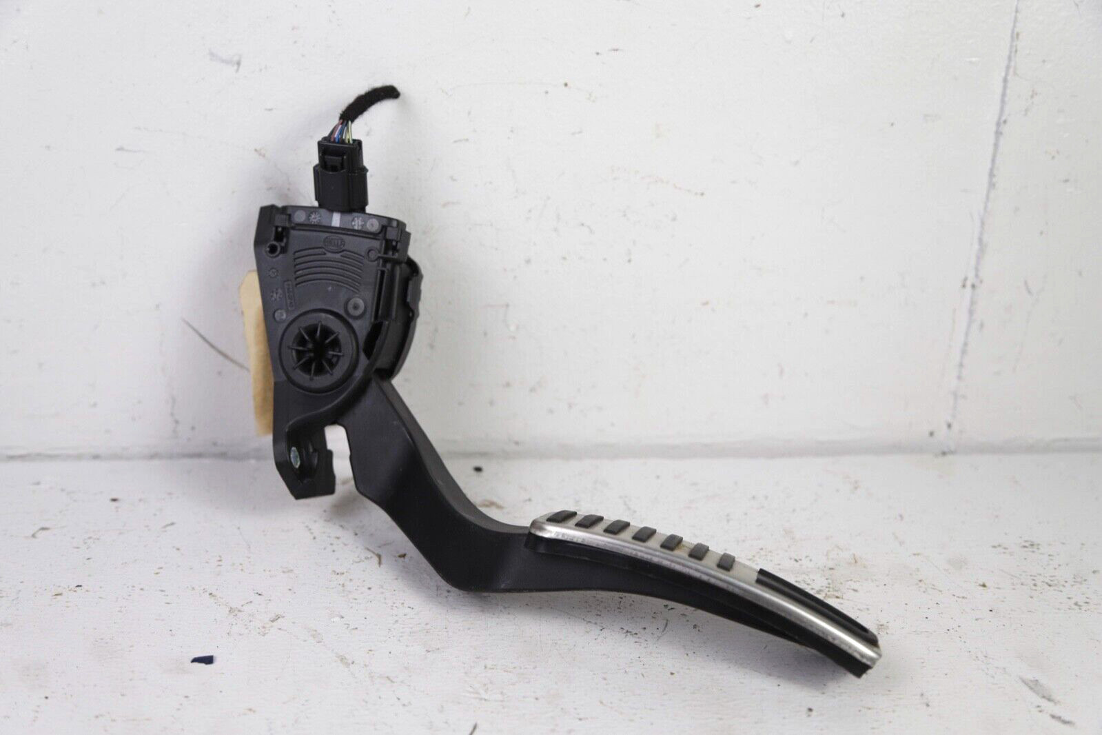 2014 - 2020 MASERATI GHIBLI GAS PEDAL ACCELERATOR THROTTLE SENSOR OEM