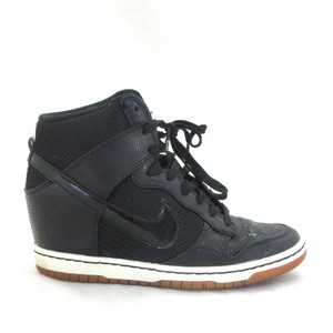 patent leather nike dunks