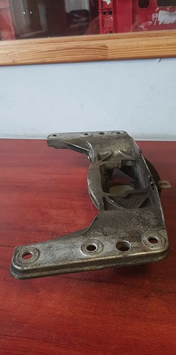 BMW 5er E60 6er E61 E63 E64 Getriebeträger 676106