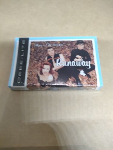 Deee-Lite ‎– Runaway  (Cassingle- Still Sealed) - Picture 1 of 4