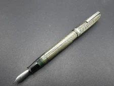 Esterbrook J Green Fountain Pen