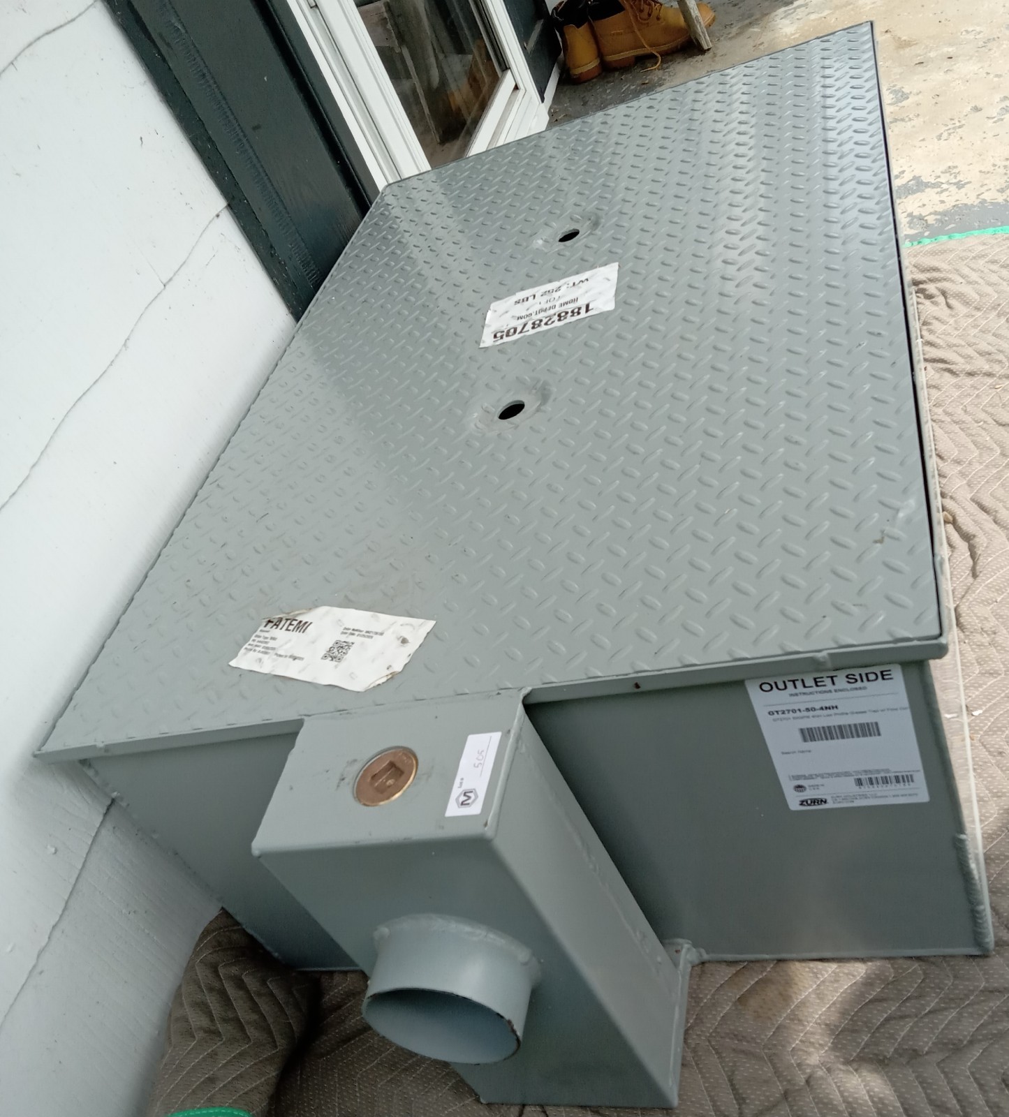 Zurn GT2701-50-4NH Low Profile Grease Trap with Flow Control 4" NH
