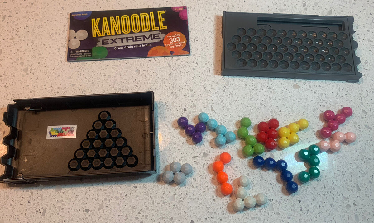 Educational Insights Kanoodle Extreme Game