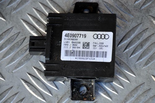 Audi A8 D3 Abschleppschutz / Alarmsteuermodul / ECU 4E0907719