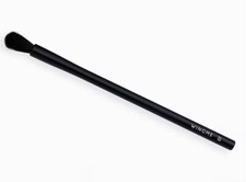 WINGME COSMETICS Size 07 Fluffy Blending Brush New