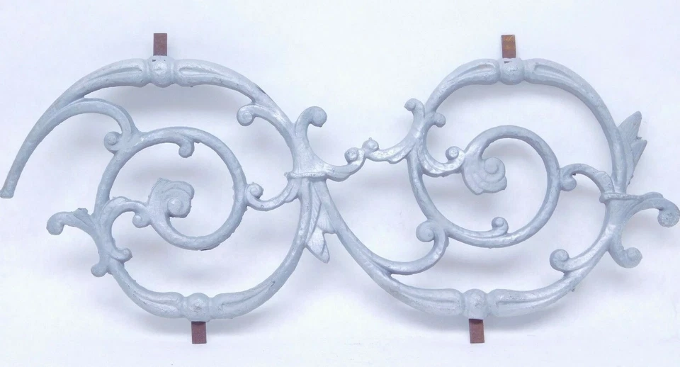 Vintage Pediment Cast Aluminum Scroll Spiral Wall Decor Art Panel 19"x 7" SI - Image 4 of 4