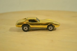 gold corvette hot wheels