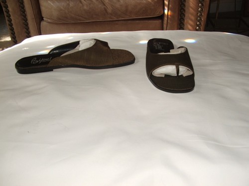 new Bijou olive green silk slide thong shoes 5.5 m - Picture 3 of 3