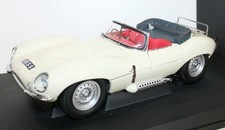 AutoArt 1/18 Scale Diecast 73512 - 1956 Jaguar XK SS - Cream