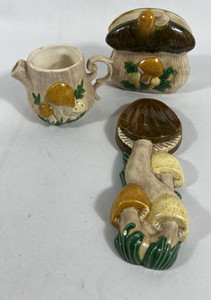 Vtg 70s Arnels Merry Mushroom Lot Spoon Rest Creamer Napkin Holder Groovy Retro