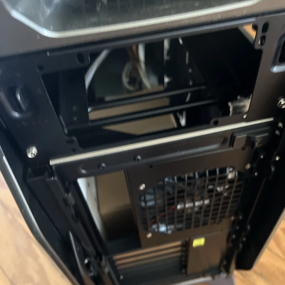 Cooler Master CSX Smooth Creations FRY-41-50 Spartan PC Case Open Box - Image 3 of 4