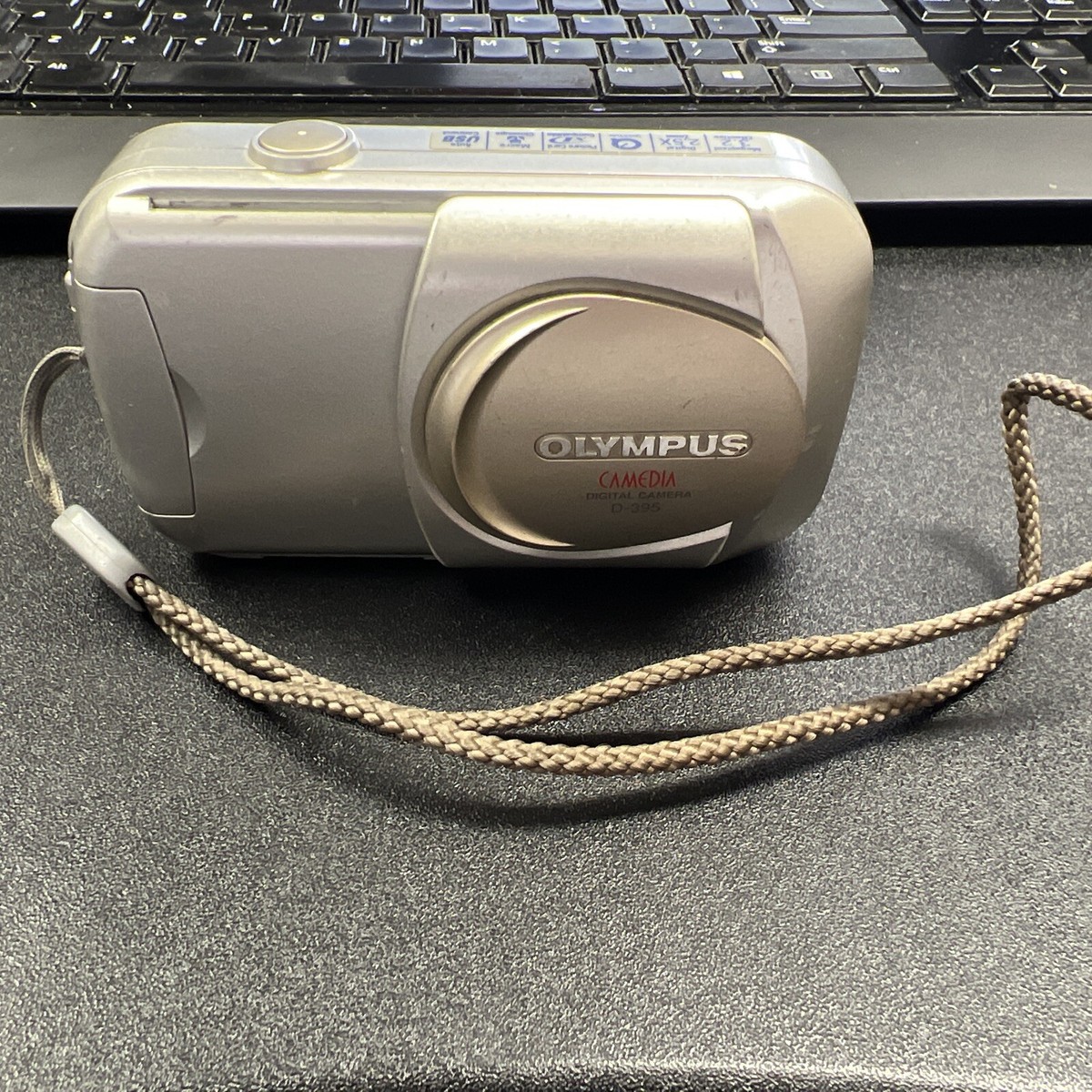 Olympus CAMEDIA D-395 3.2MP Digital Camera - Silver - Semi