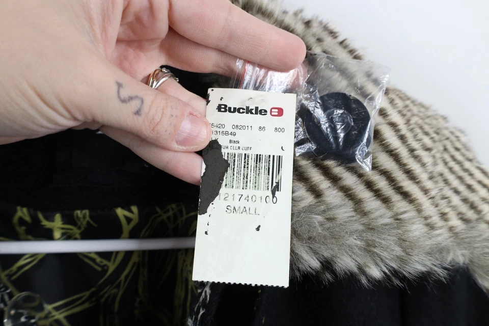 Nueva chaqueta de chaquetón negra con hebilla BKE para mujer pequeña de piel sintética de lana Pennylane Foto 4 de 4