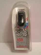 Classic 2007 Coby MP3 Audio Player 1GB Clip Black MP-C582 - 500 Songs NIP