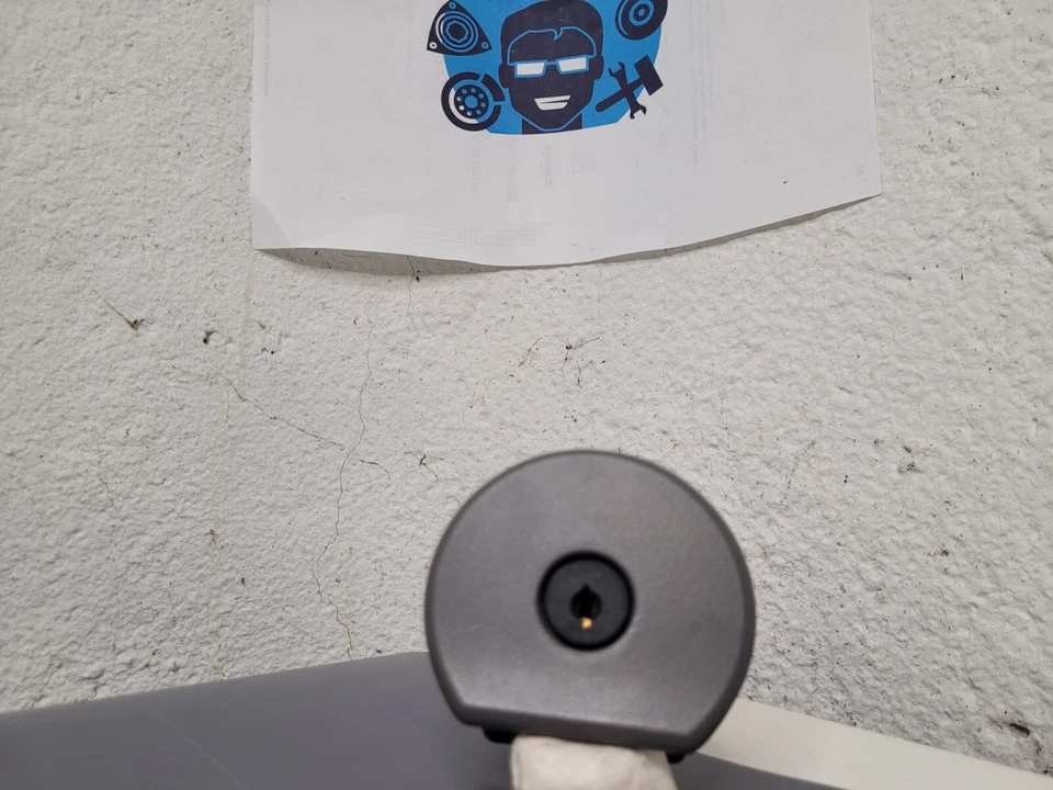 ⭐Pestillo de guantera Pontiac Aztek 2001-2005 04-07 Pontiac Grand Prix Gris 10423106⭐ Foto 2 de 4