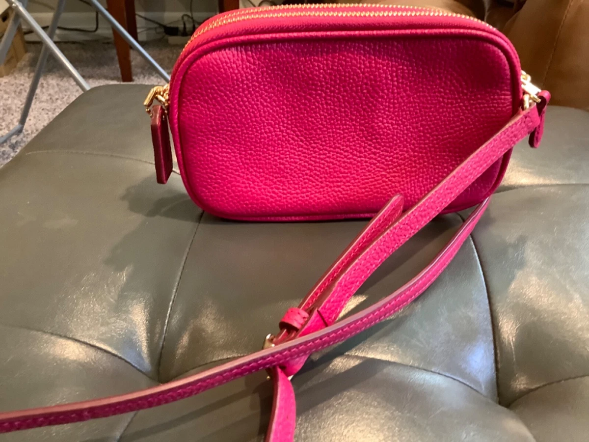 Coach pebbled leather crossbody bag - Pink #coachpinkcrossbodybag