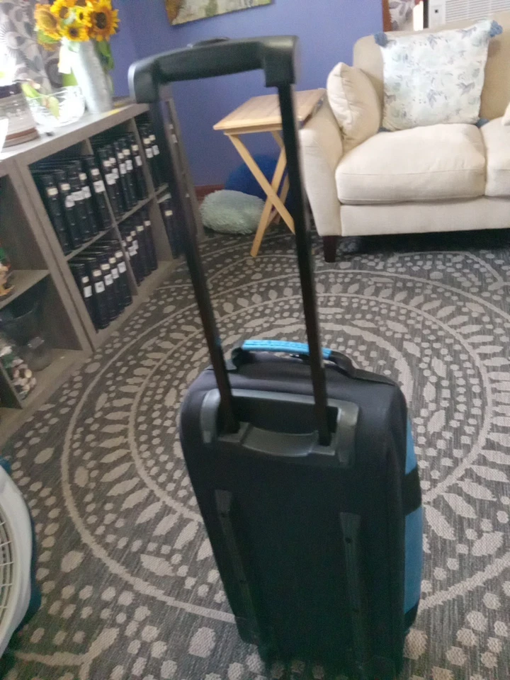 LL Bean Adventure Rolling Duffle Bag (Blue) – Gently Used + Extra Strap - Image 4 of 4