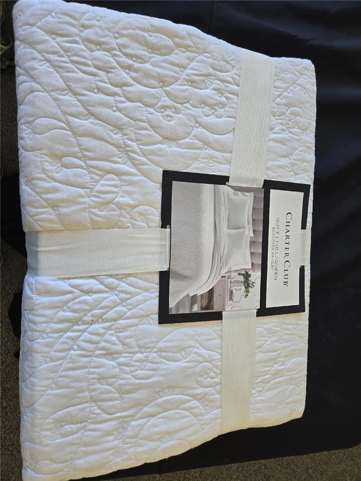 #= Edredón Charter Club Blanco Completo Queen Esculpido Paisley Algodón Lavable a Máquina Foto 4 de 4