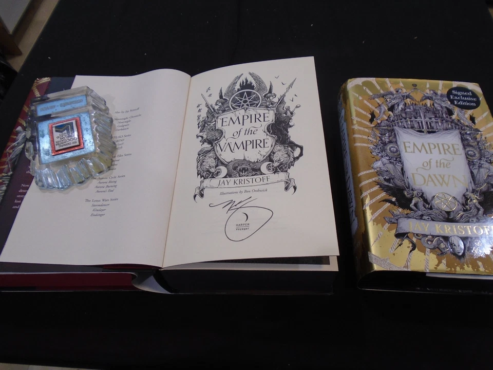 Signed Jay Kristoff Empire Of The Vampire Saga UK1st/1st Books 1,2, &3 Foto 3 de 4