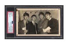 Beatles VINTAGE MID 1963 JOHN LENNON SIGNED BEATLES BAND PHOTOGRAPH! CAIAZZO COA