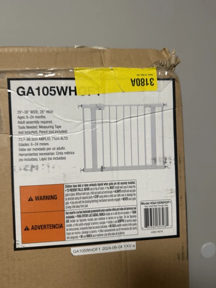 Puerta de bebé Safety 1st Easy Install Walk Thru, se adapta a 29"-38", 28" de alto, blanca Foto 3 de 4