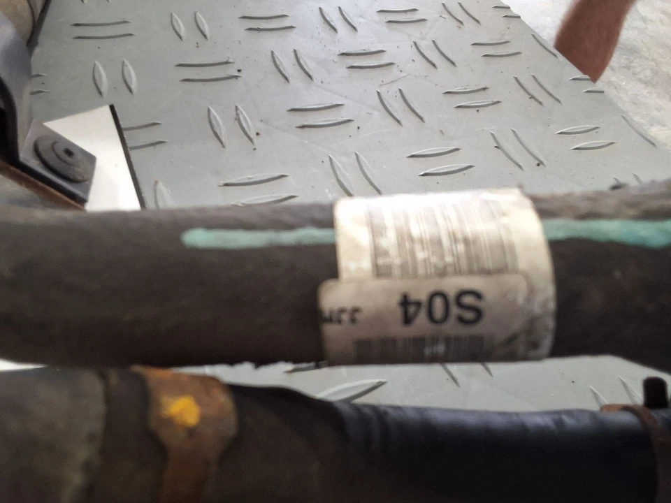 Hyundai Elantra 2014-2015-2016 cuello de llenado de combustible tubo de llenado de gas 310303X520 Foto 3 de 4