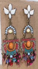 Multicolor Boho Chic Dangle Earrings with Feather Accents