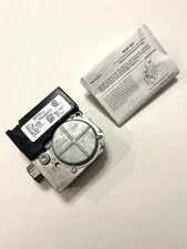 S1-02543257000 : WHITE-RODGERS FURNACE MANIFOLD GAS VALVE