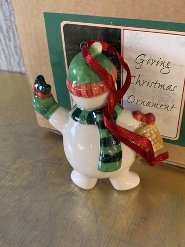 CHRISTMAS SNOWMAN PORCELAIN TREE DECORATION GIVING PERFECT WITH BOX - Picture 2 of 4