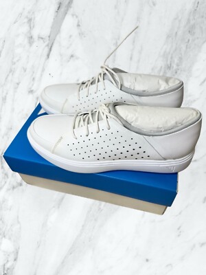 UAS W THICK PREP LOW womens shoes