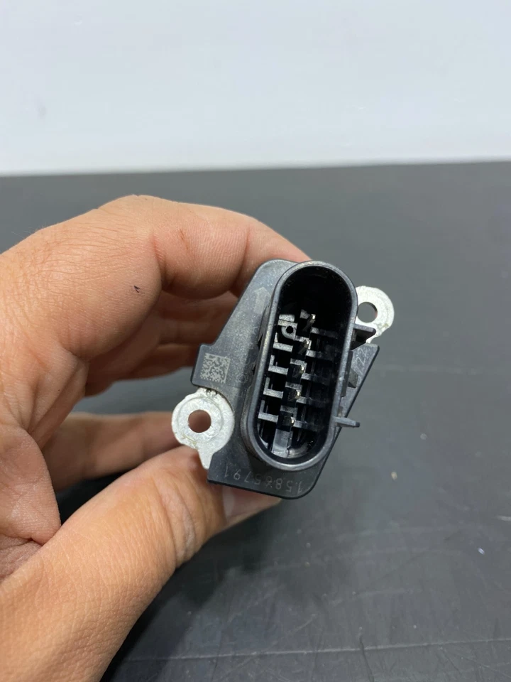 2015 CHEVROLET CAMARO SS OEM LS3 MAF MASS AIR FLOW SENSOR CARD USED - Image 2 of 4