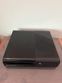 Microsoft Xbox 360 E Console W/Cords/HDD + Controller Glossy Black