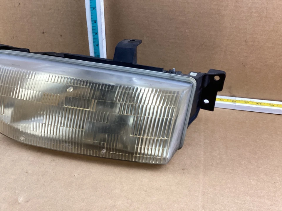 Conjunto de farol dianteiro esquerdo do lado do motorista Ford Escort 1991-1996 fabricante de equipamento original - Imagem 3 de 4
