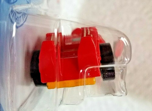 Hot Wheels 2021 Mattel Games 3/5 ZOMBOT Rock Em Sock Em Robots Red Toy 46/250 - Picture 8 of 12