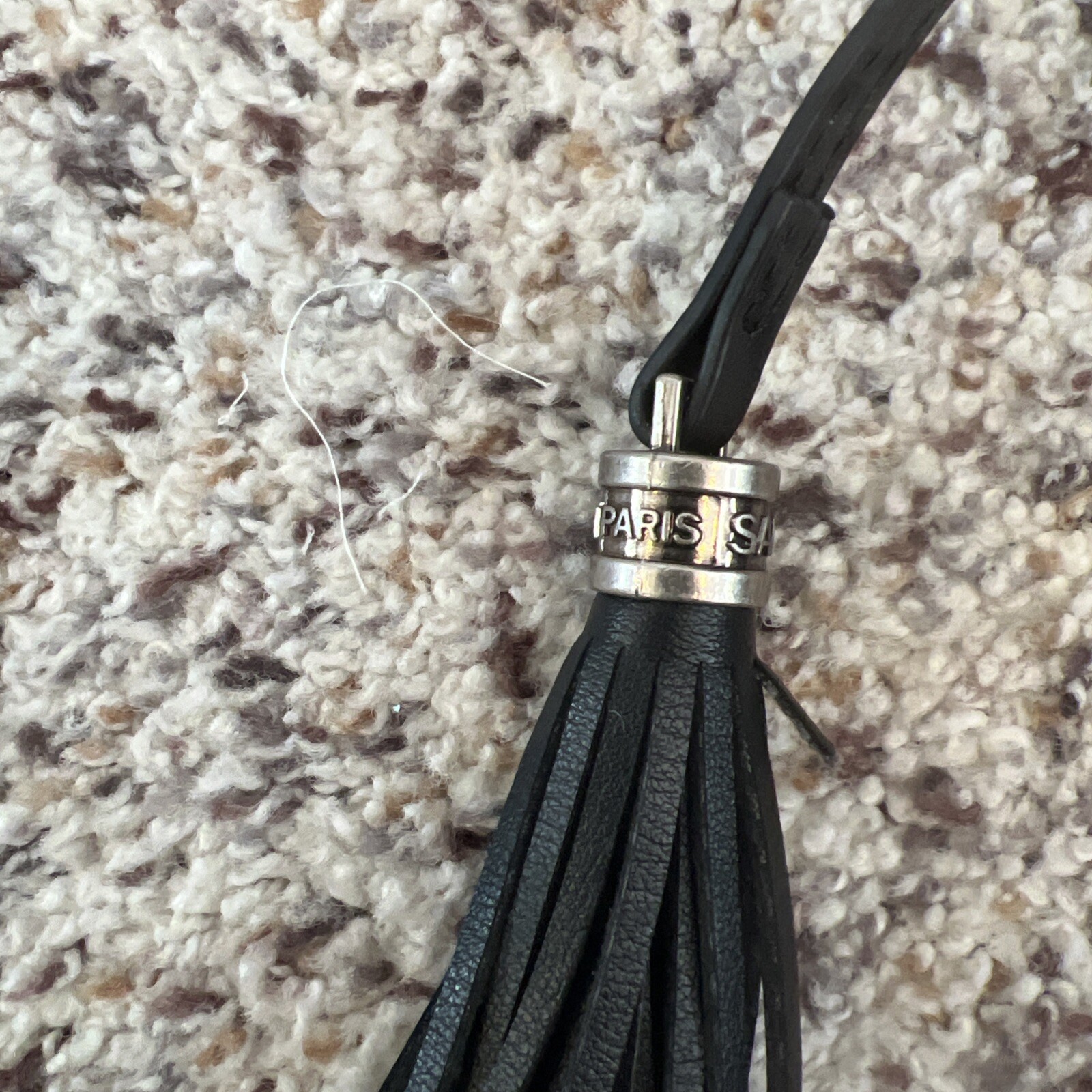 Tracolla fotocamera trapuntata Saint Laurent YSL Chevron nera ottime condizioni