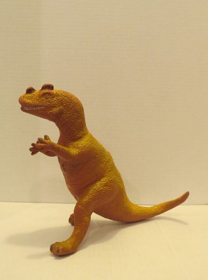 ceratosaurus toy