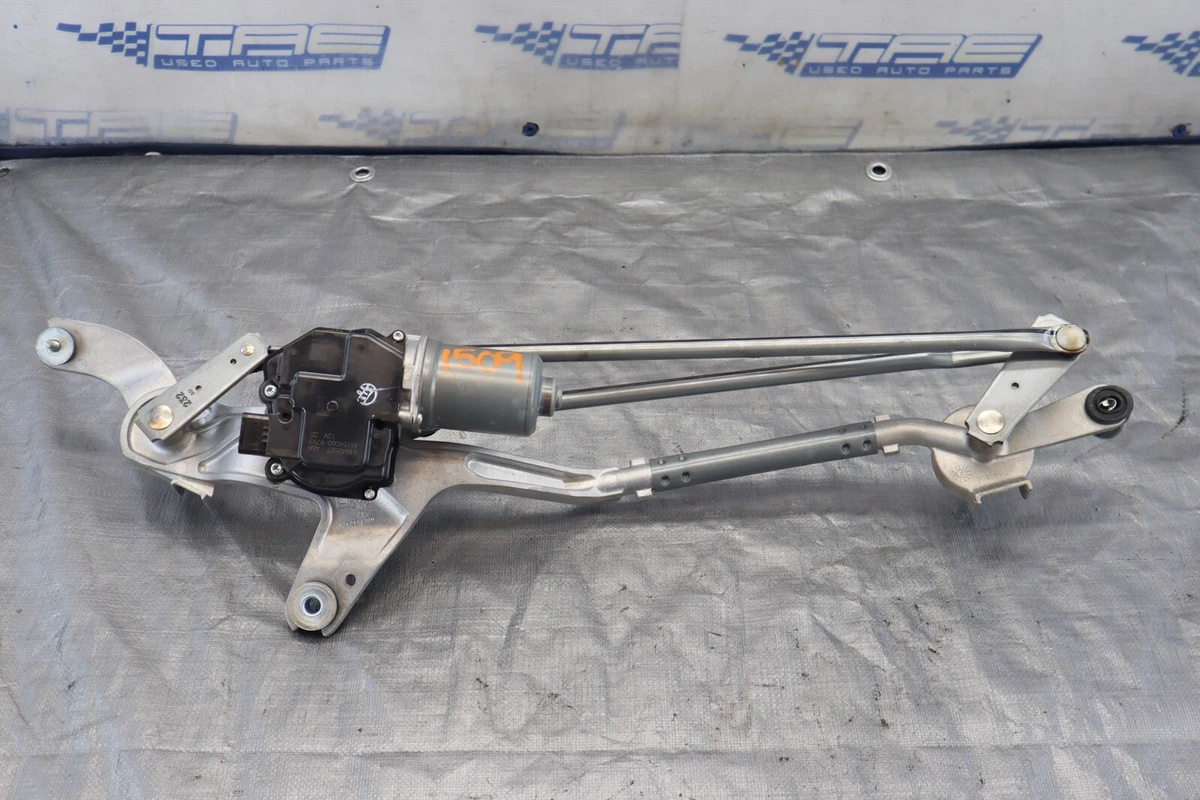 9704 C5 CORVETTE WINDSHIELD WIPER ARM LINKAGE MOTOR, 43 OFF