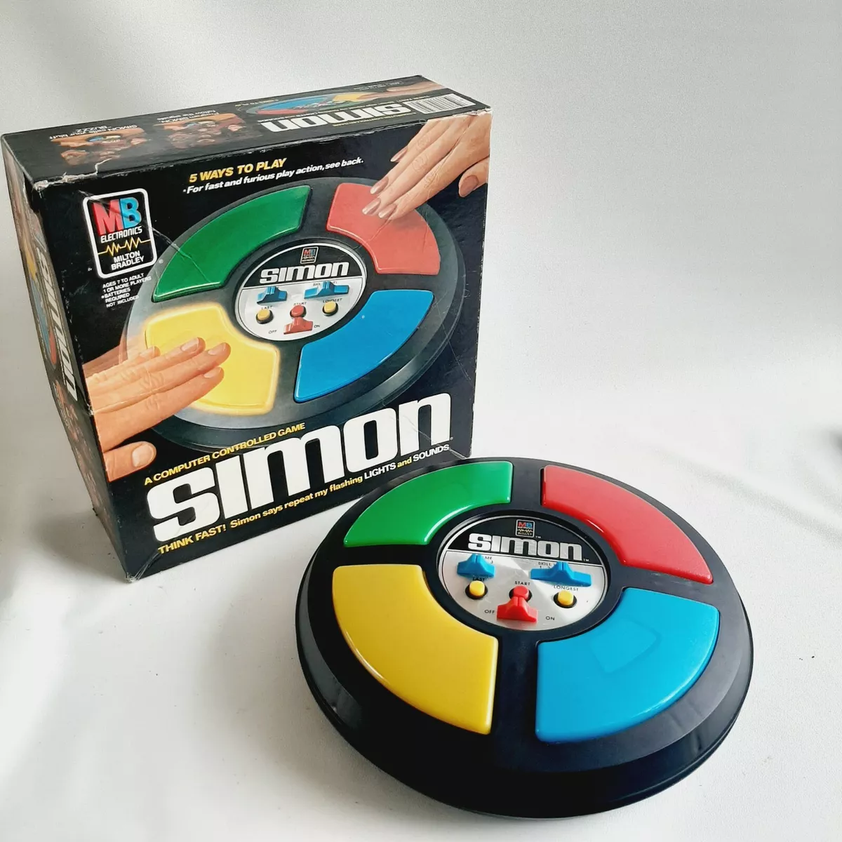 Simon Says 1978 Electronic Game by Milton Bradley - Mint Condition 