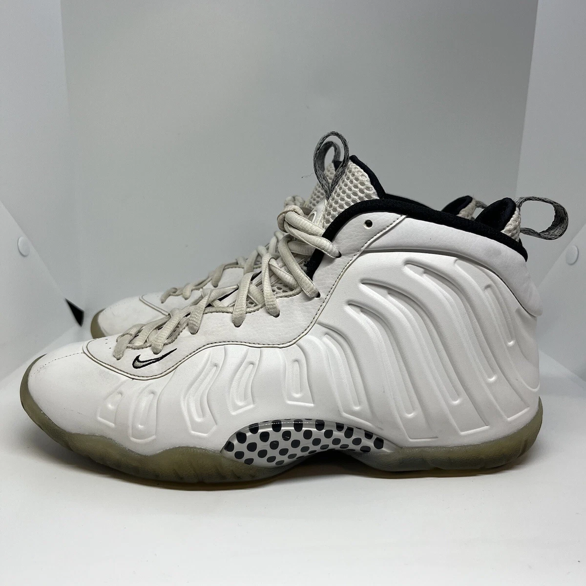 Youth on sale nike foamposite