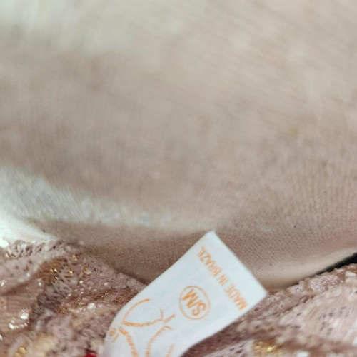 Tan and pinky cream lace bolero top - Picture 3 of 3