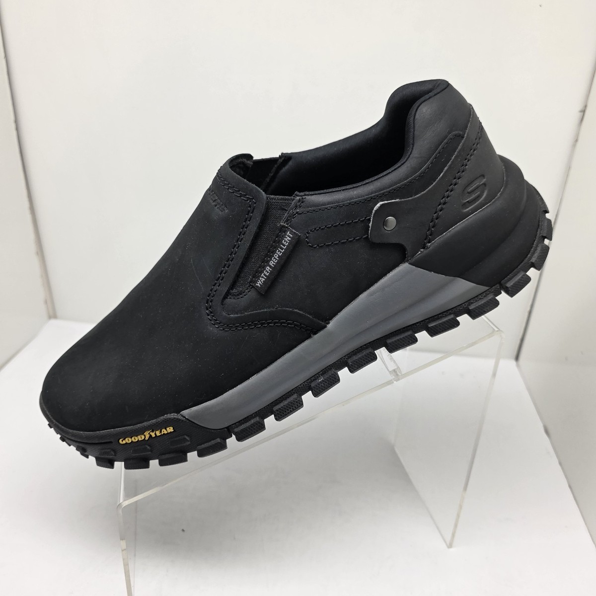 Skechers Mens Black Nubuck Relaxed Fit Loafers Garlan Pryor  display picture 3